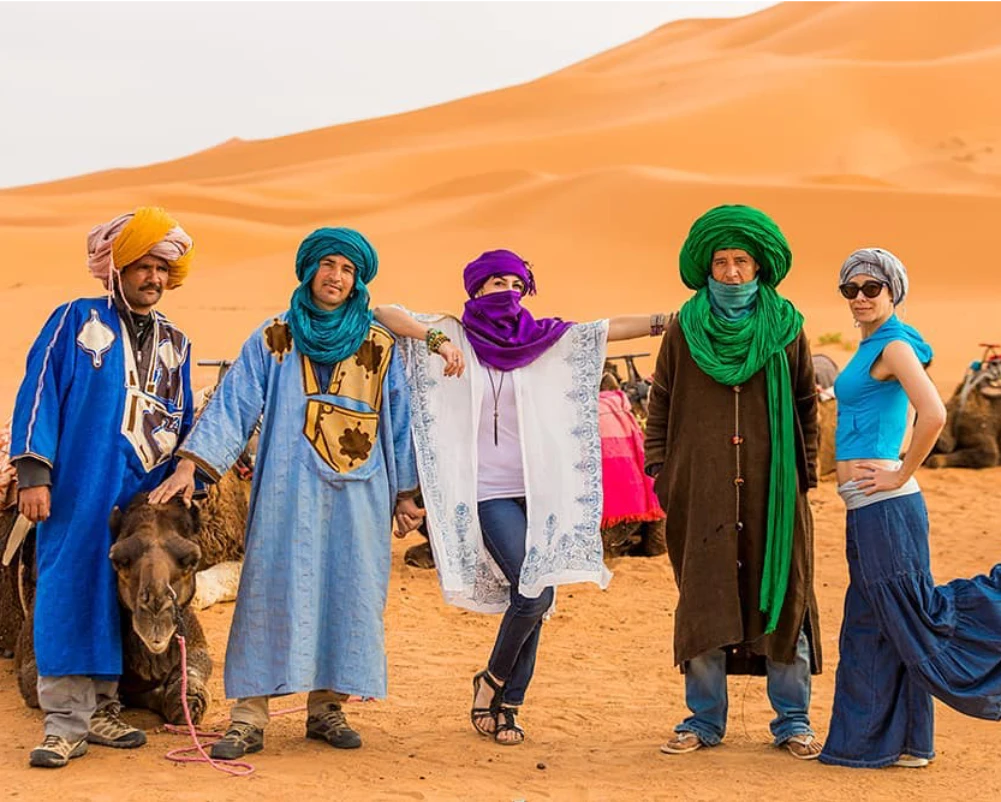 2 Days Tour from Marrakech to Merzouga 1 Small group travelers on 3 day desert tour from Marrakech